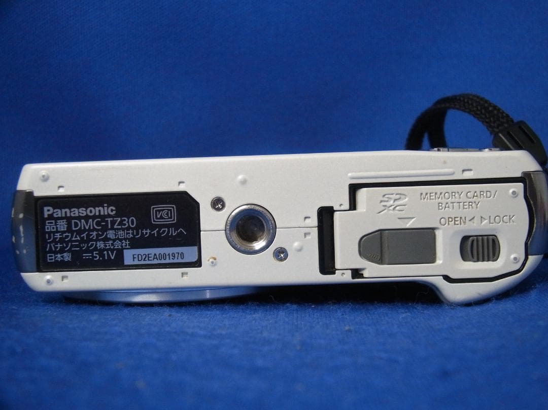 #3220 LUMIX DMC-TZ30 Panasonic 電池・充電ケーブル