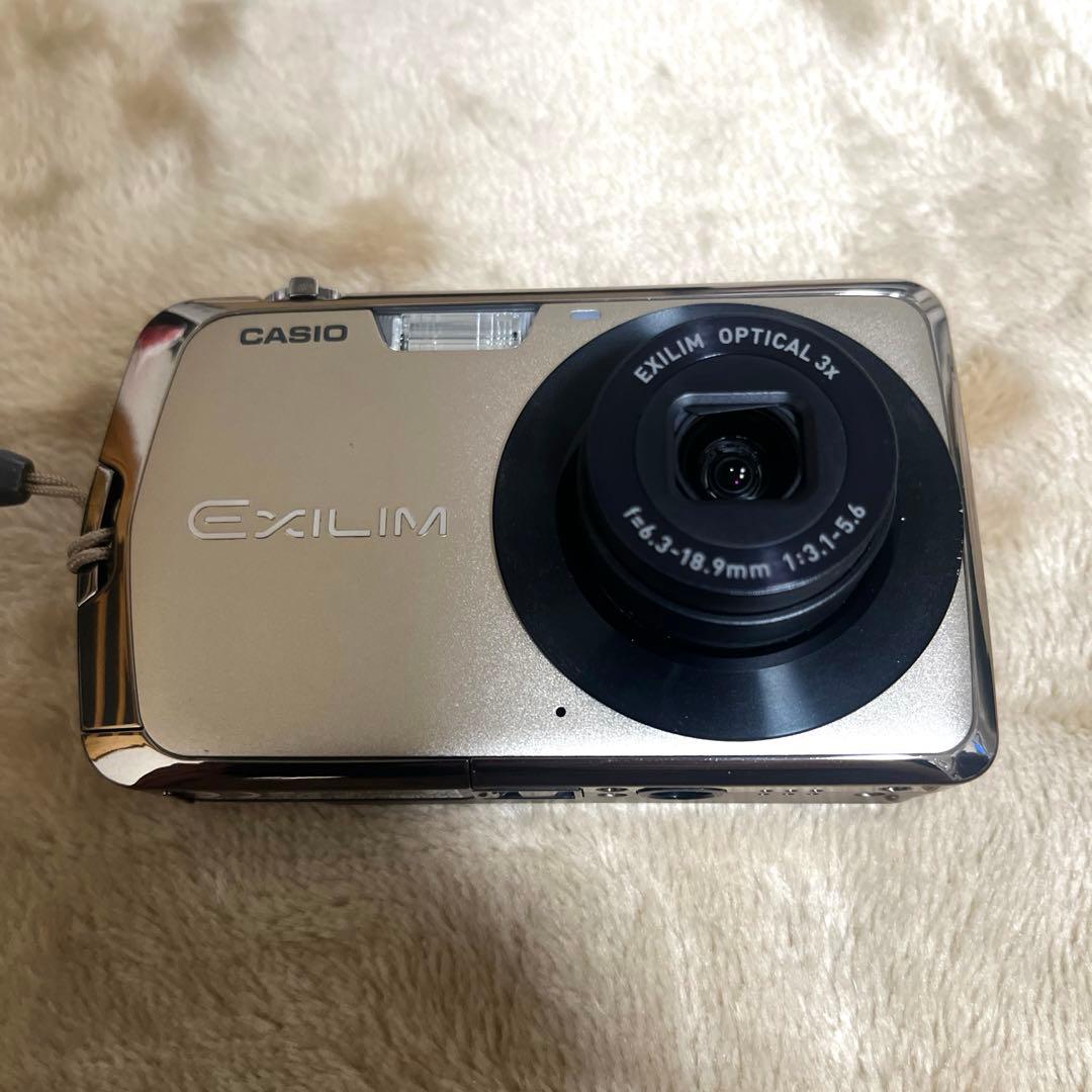 「美品」CASIO EXILIM コンパクトデジタルカメラ EX-Z330