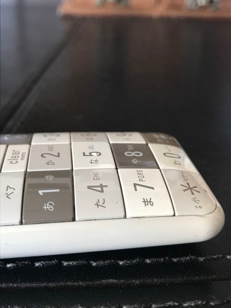 値下げ❤️深澤直人氏監修❤️レア機種インフォバー2 au infobar2