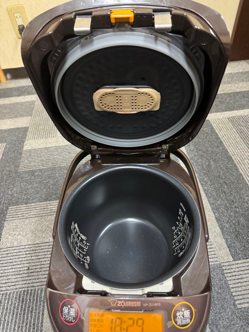 象印　炊飯器 圧力IHNP-ZU18KS