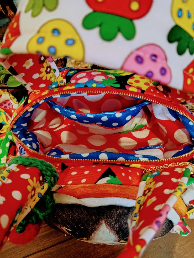 コヤンイサムチョン♡がま口付きキャンディ型バッグ♡