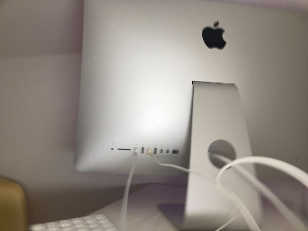 S*r様 Apple iMac (21.5-inch, Late 2015)