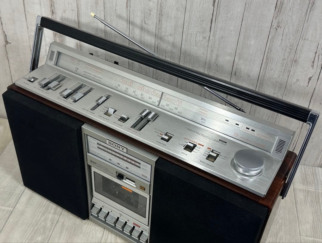 【動作品】SONY ソニー　ラジカセ　CFS-V8 ビンテージ　レトロ　ラジオ