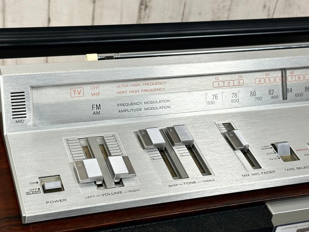 【動作品】SONY ソニー　ラジカセ　CFS-V8 ビンテージ　レトロ　ラジオ