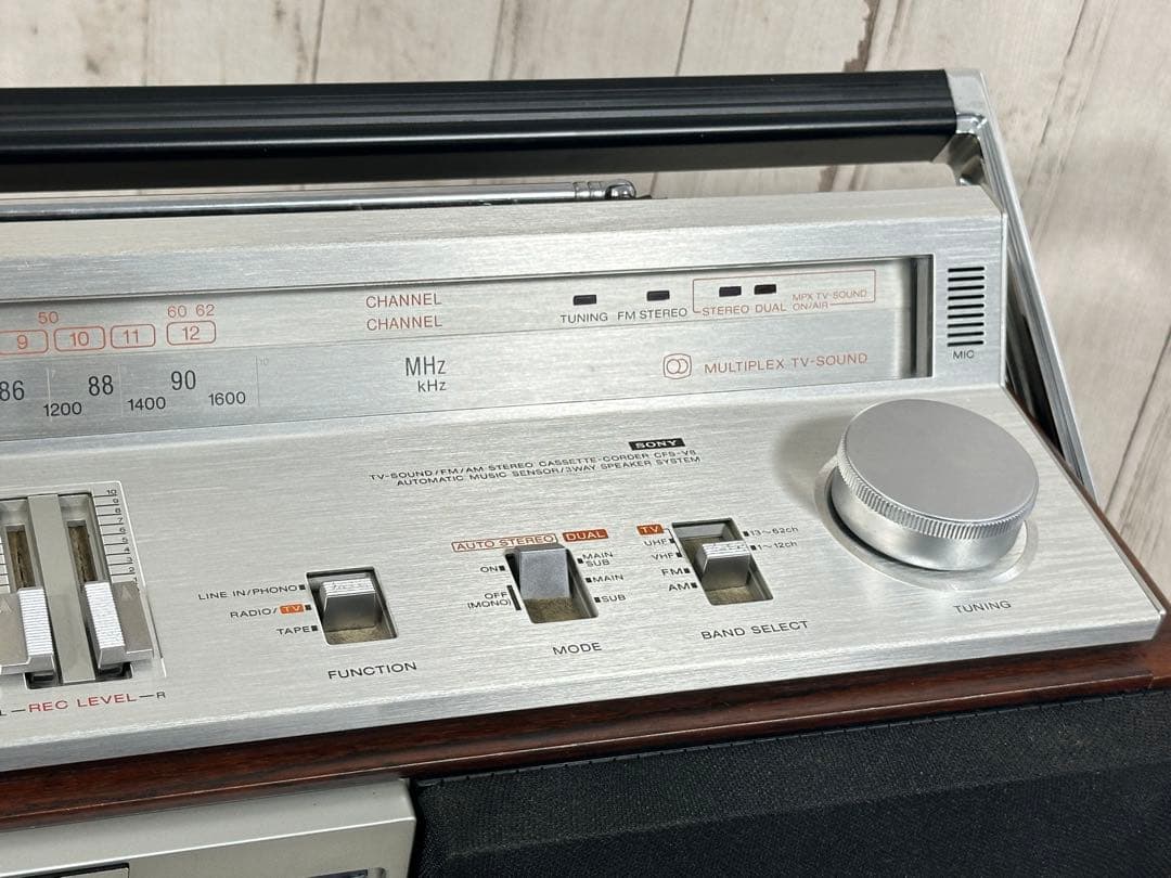 【動作品】SONY ソニー　ラジカセ　CFS-V8 ビンテージ　レトロ　ラジオ