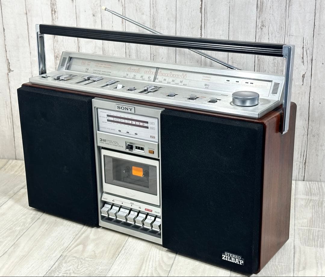 【動作品】SONY ソニー　ラジカセ　CFS-V8 ビンテージ　レトロ　ラジオ