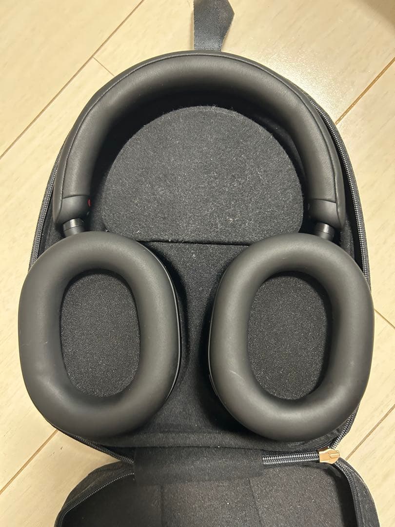 ヘッドホン Wh-1000xm5