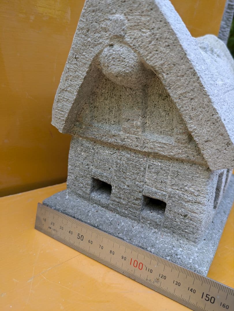 家形埴輪、石の家形埴輪、飾石、埴輪、倉田辰彦作