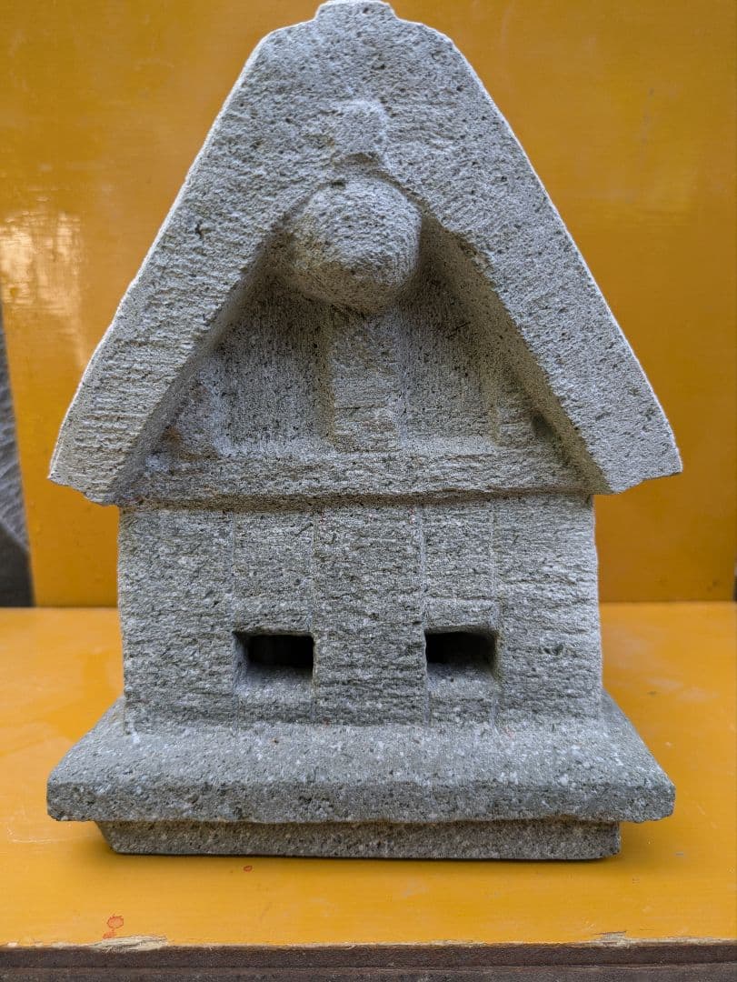 家形埴輪、石の家形埴輪、飾石、埴輪、倉田辰彦作