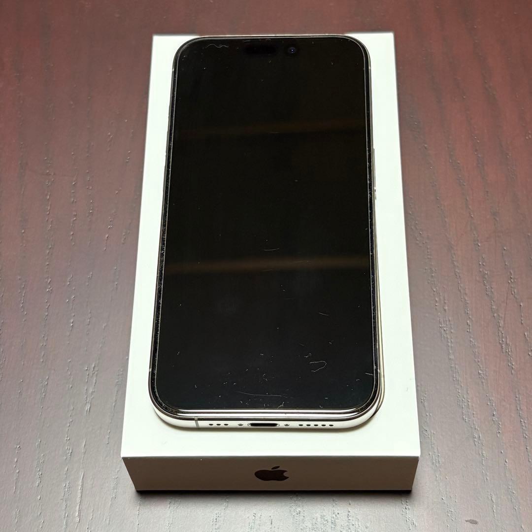 iPhone 15 Pro ナチュラルチタニウム 128GB SIMフリー