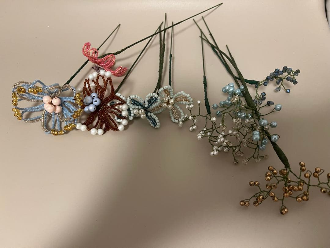 ビーズのお花 11本