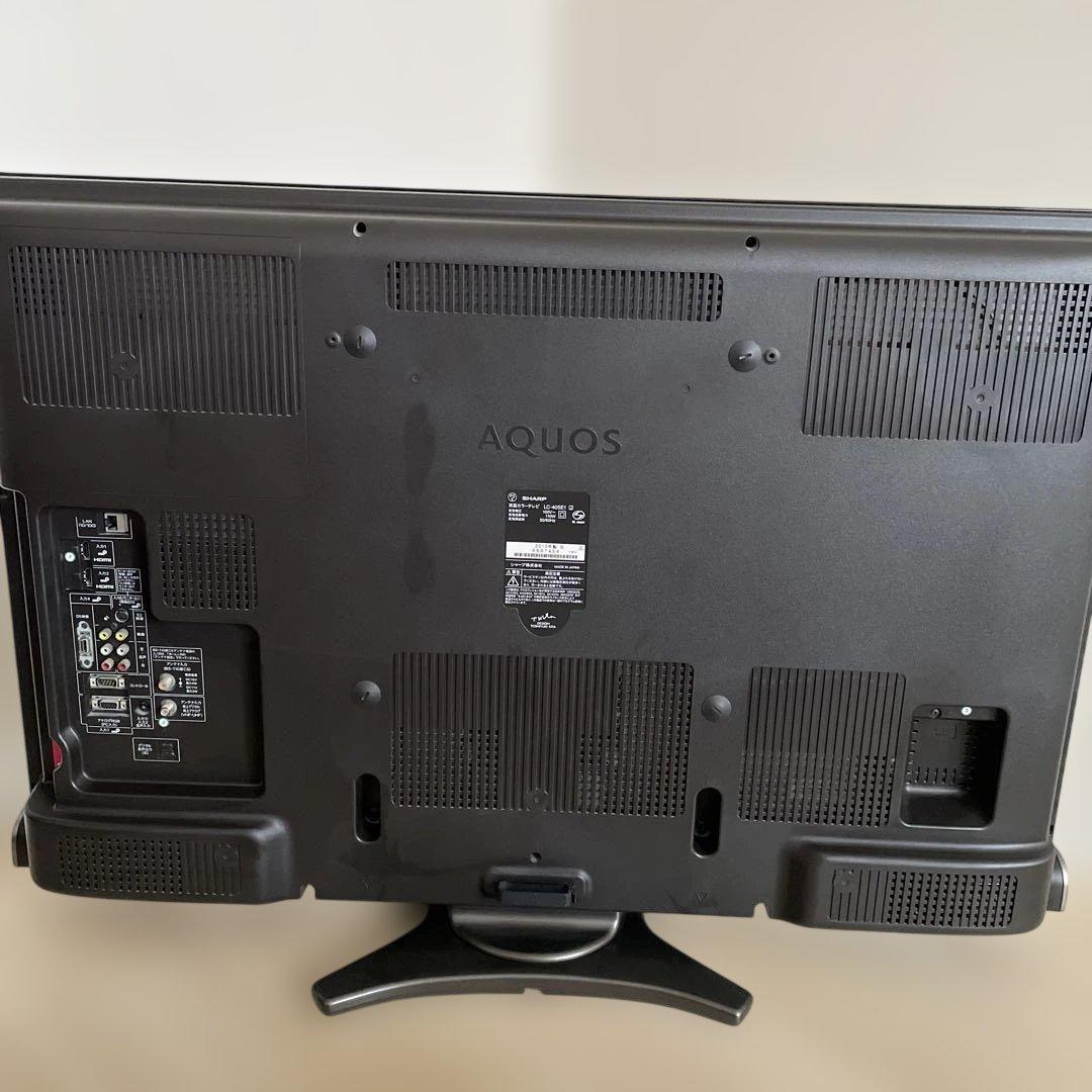 シャープAQUOS 液晶カラーテレビ40インチ2010年製