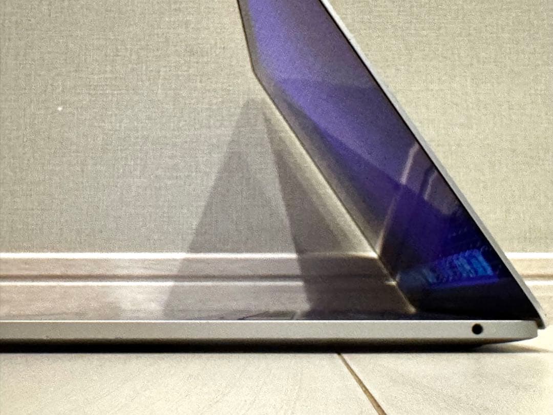 MacBook本体 MacBook Pro 2016 13inch 2 Thunderbolt 3