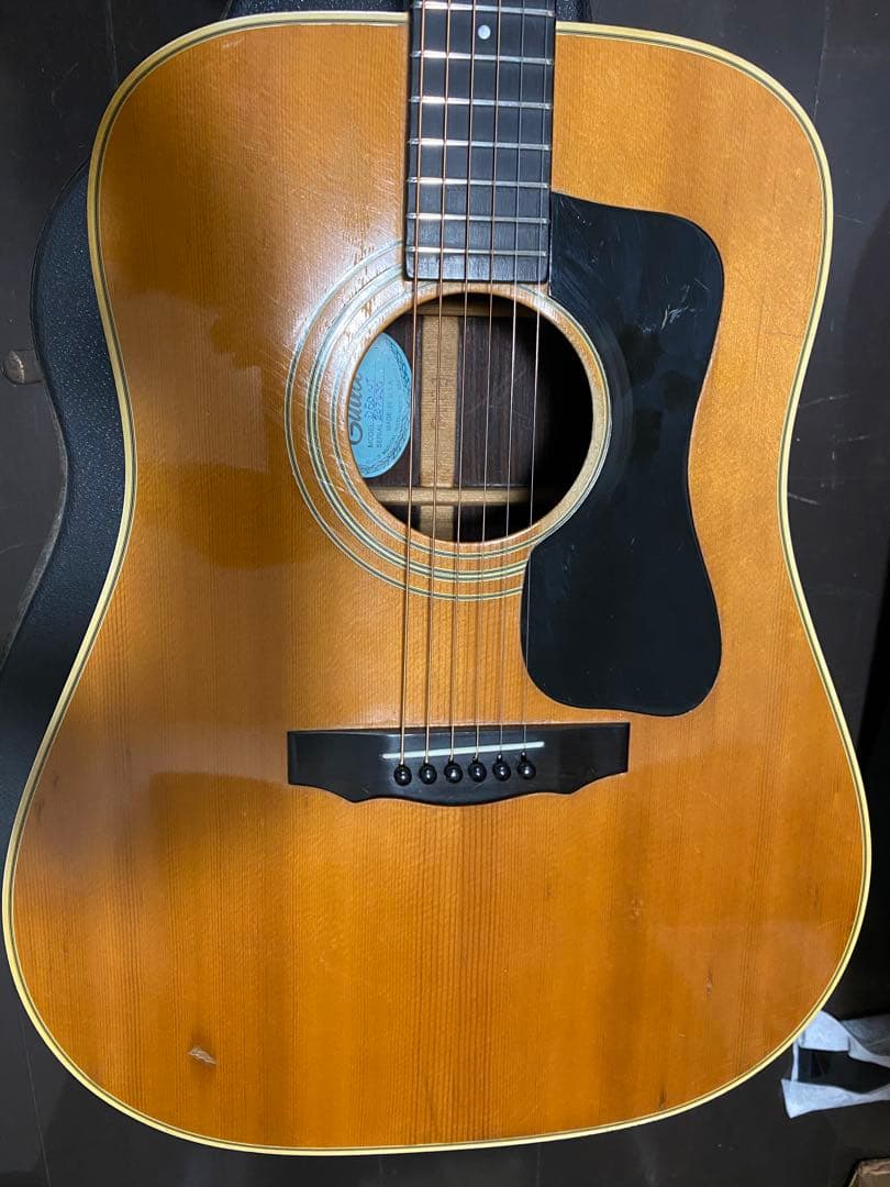 アコースティックギター　guild