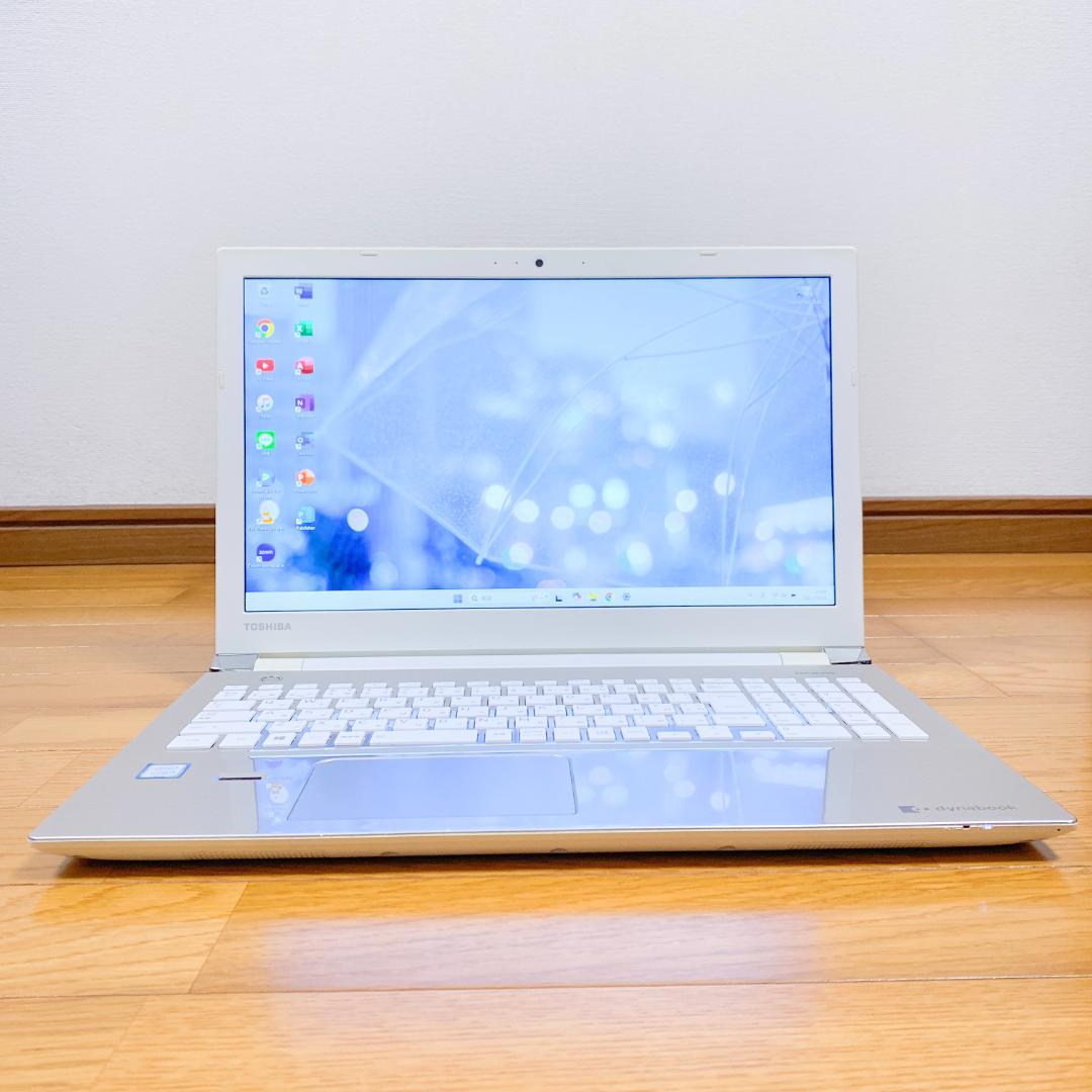 さくらんぼ✨Office2021付✨第6世代i3 SSD カメラ付