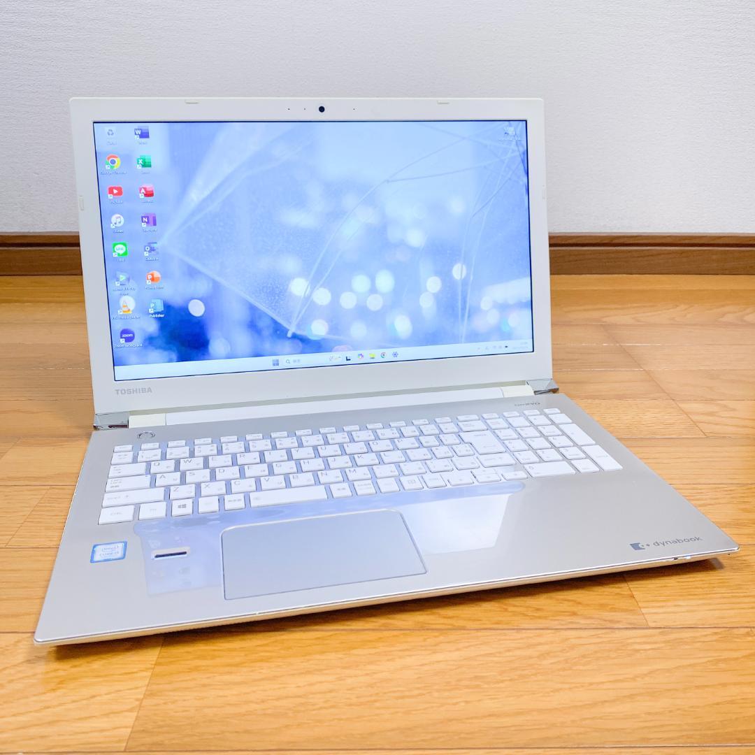 さくらんぼ✨Office2021付✨第6世代i3 SSD カメラ付