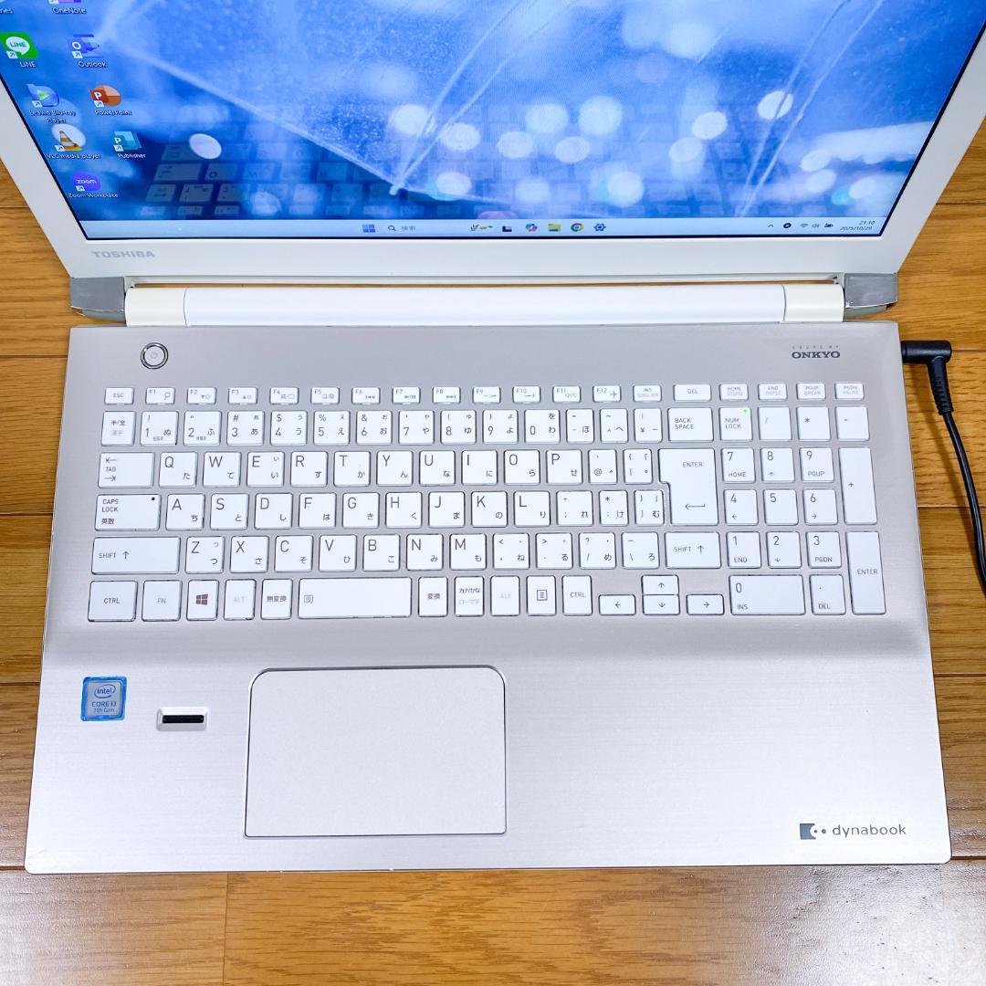 さくらんぼ✨Office2021付✨第6世代i3 SSD カメラ付