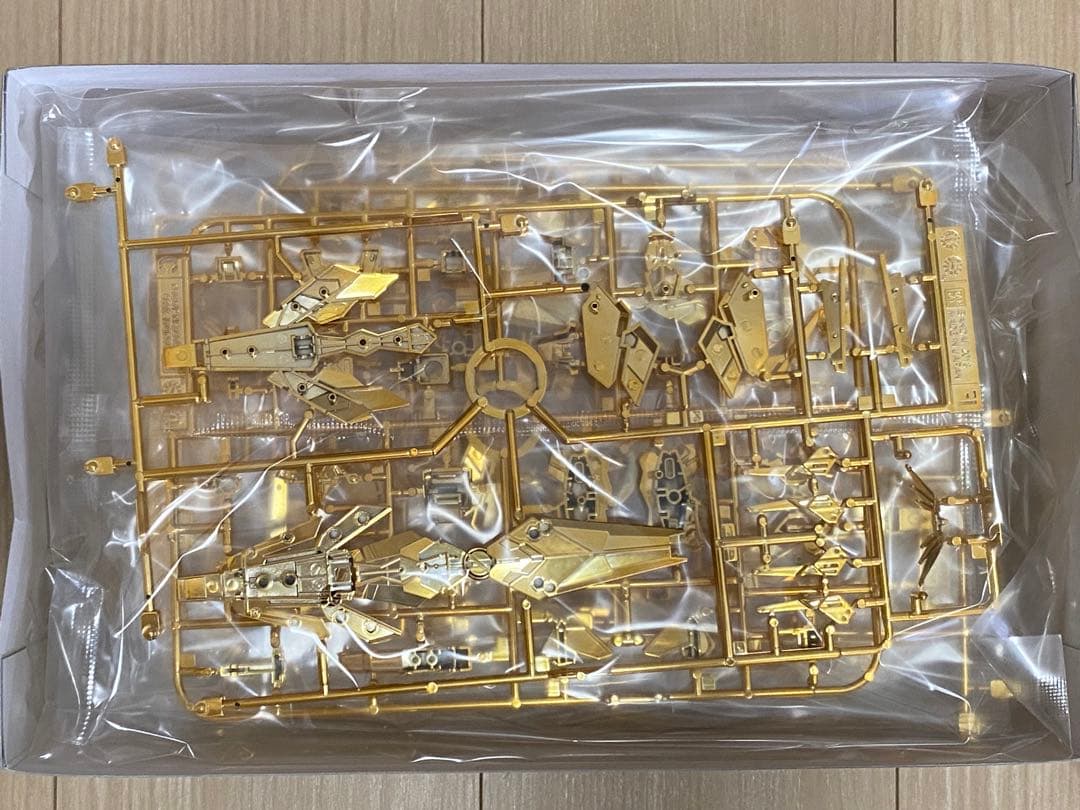 ユニコンガンダムフェネクス　ゴールドコーティング 3点