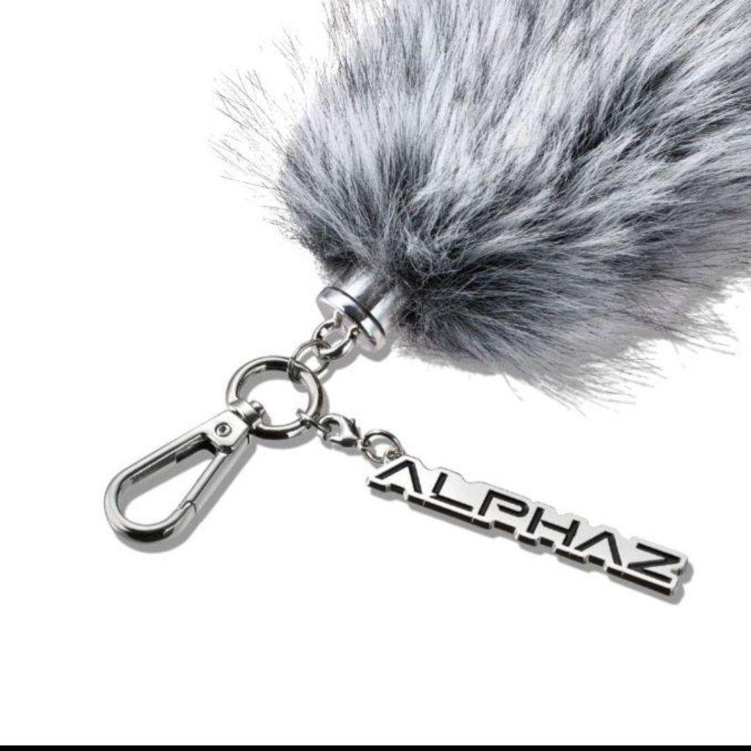 XG　Big Tail Charm　ビッグテイルチャーム　グッズ　しっぽ