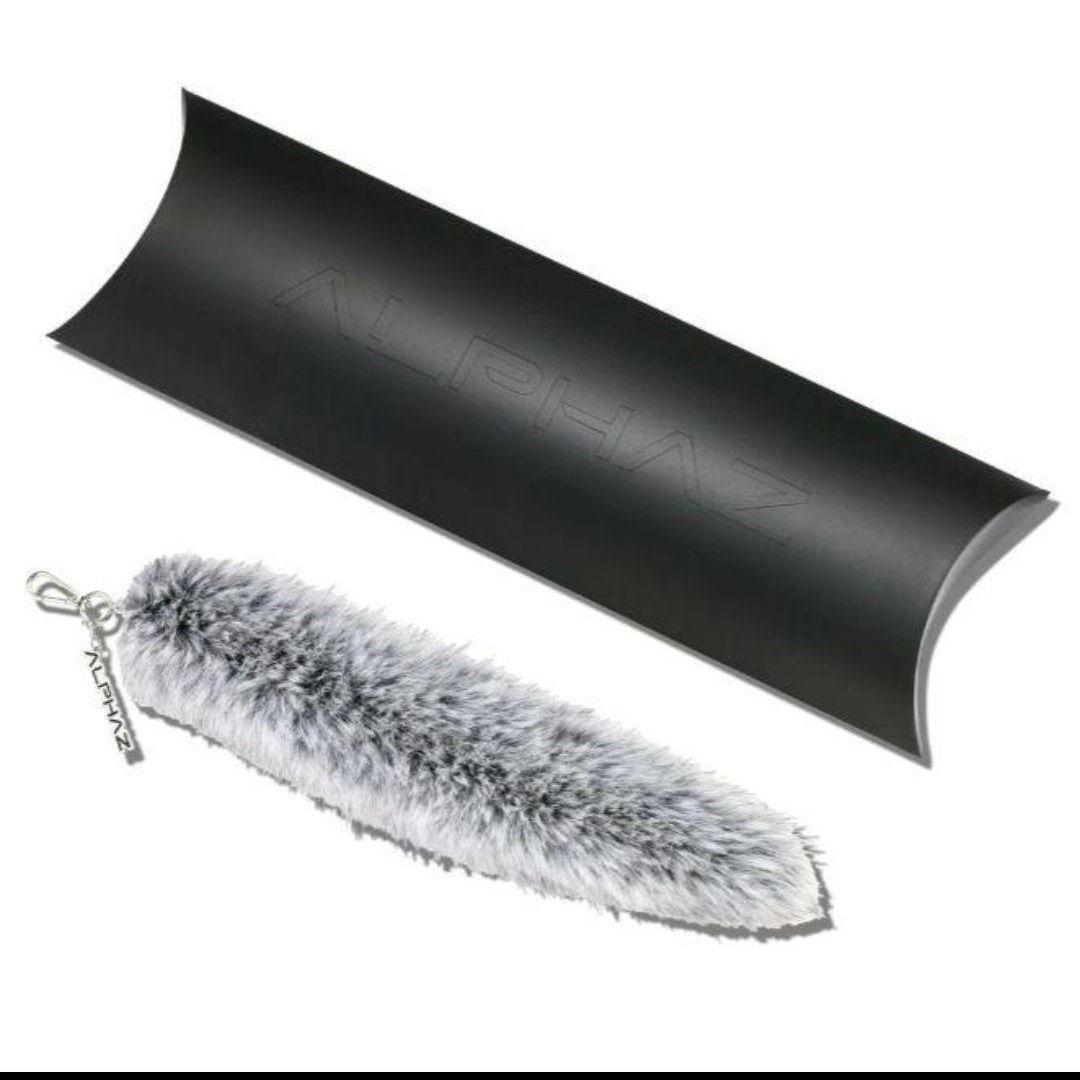 XG　Big Tail Charm　ビッグテイルチャーム　グッズ　しっぽ