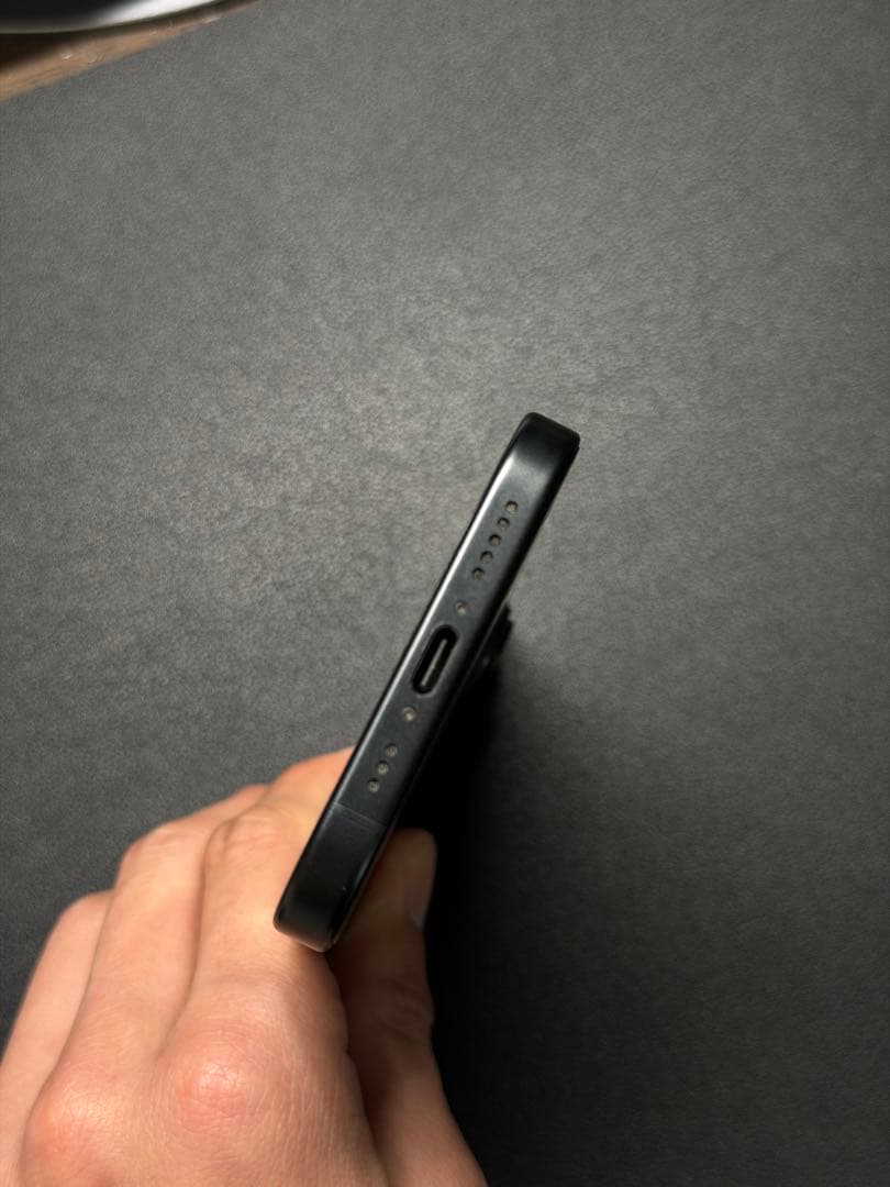 Apple iPhone16 ブラック 128GB