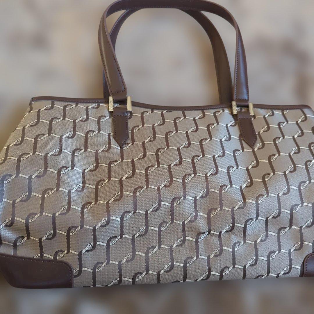 ロベルタ・ディ・カメリーノ　トートバッグ&マルチウォレット