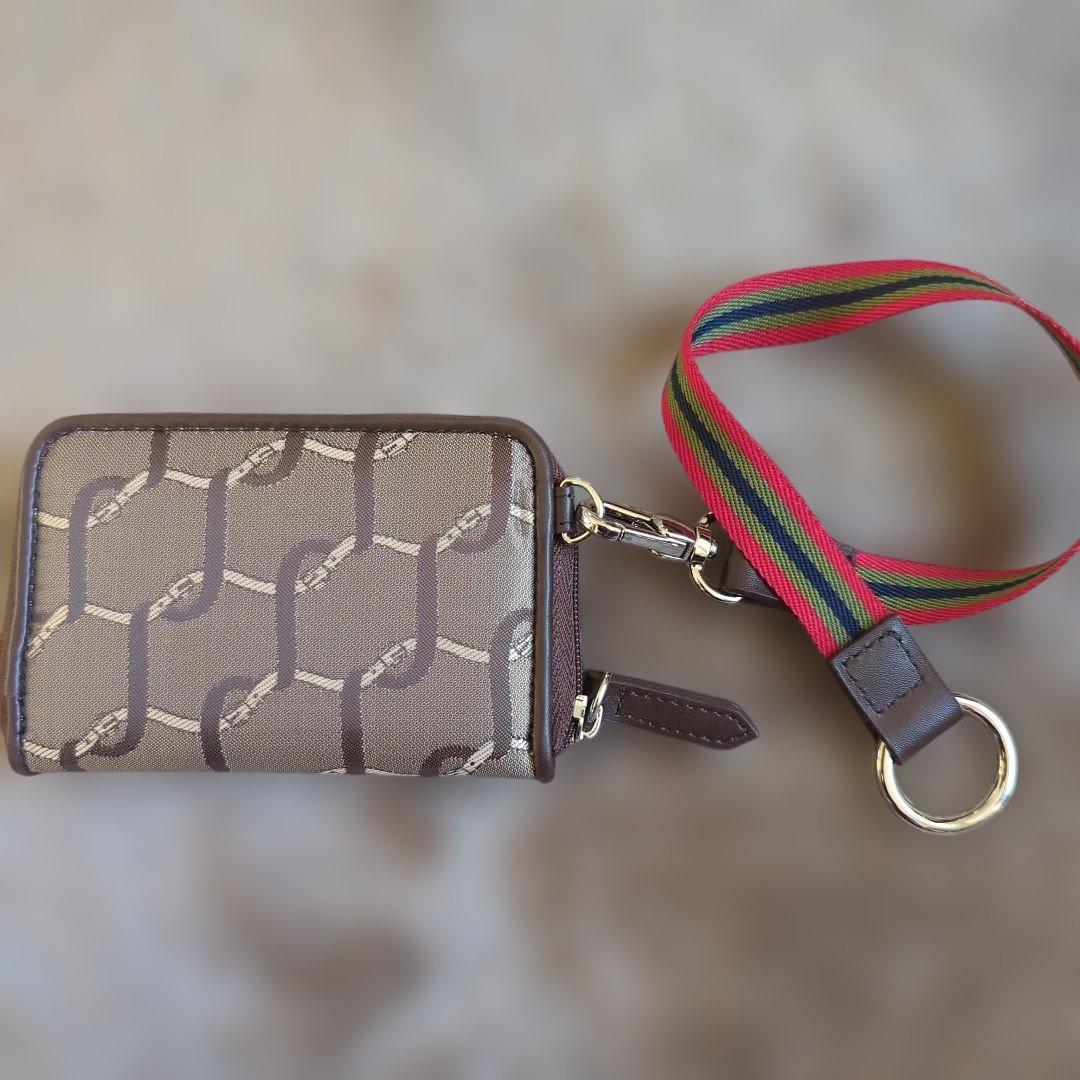 ロベルタ・ディ・カメリーノ　トートバッグ&マルチウォレット