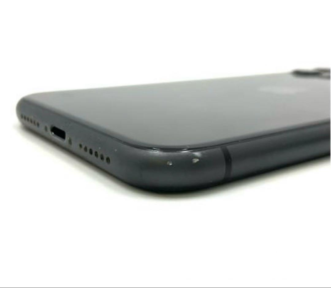 Apple iPhone 11 ブラック本体　携帯　スマホ　64GB