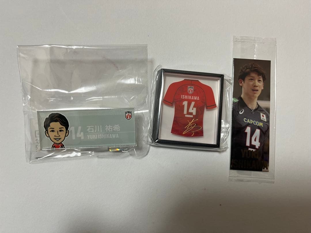 石川祐希 グッズまとめ 生写真、チェキ、ステッカー、カード、ミニ色紙など