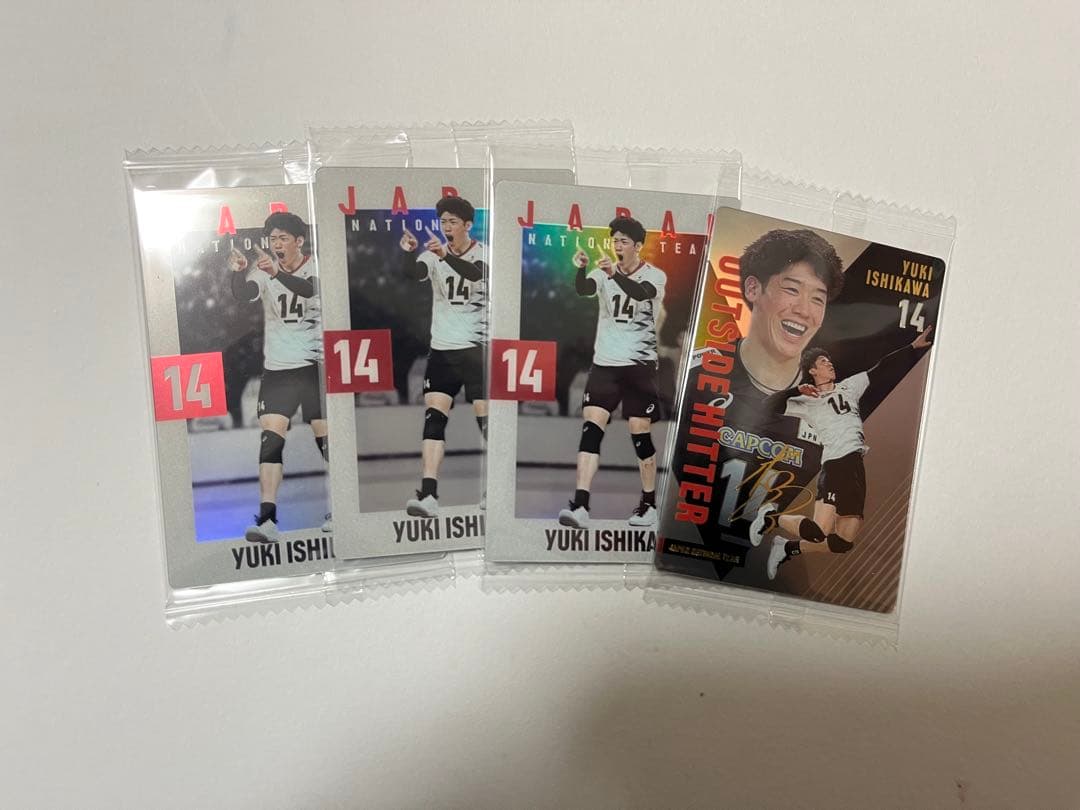 石川祐希 グッズまとめ 生写真、チェキ、ステッカー、カード、ミニ色紙など