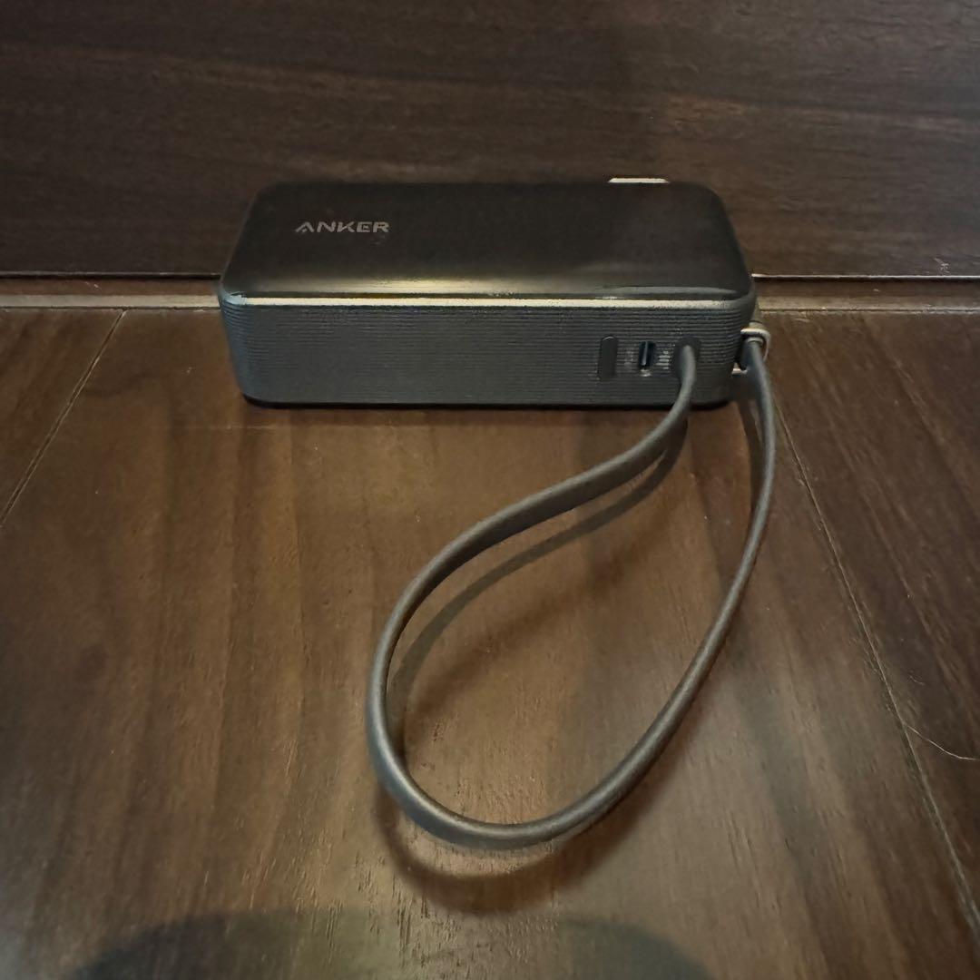 Anker モバイルバッテリー 黒　Lightning タイプ-C