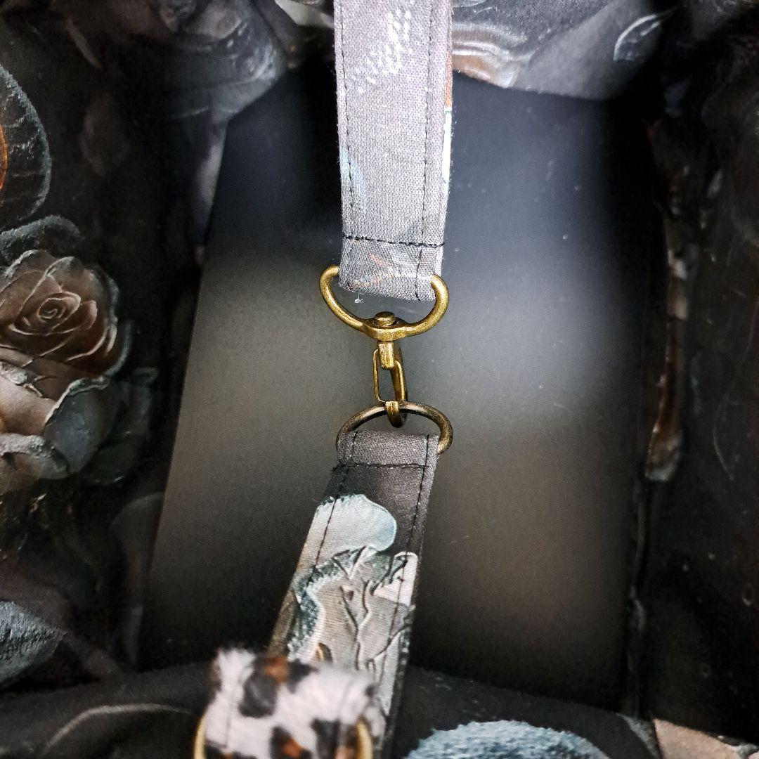 ゆ*ら様 コヤンイサムチョン♥️ルミちゃん　グレー　薔薇　ベロア豹柄　シックブラ