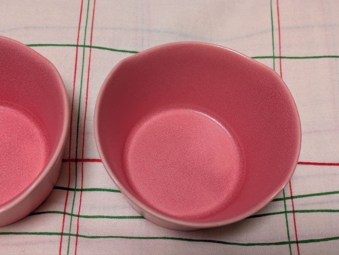 廃盤　イイホシユミコ マットピンク ボウルS ２個セット