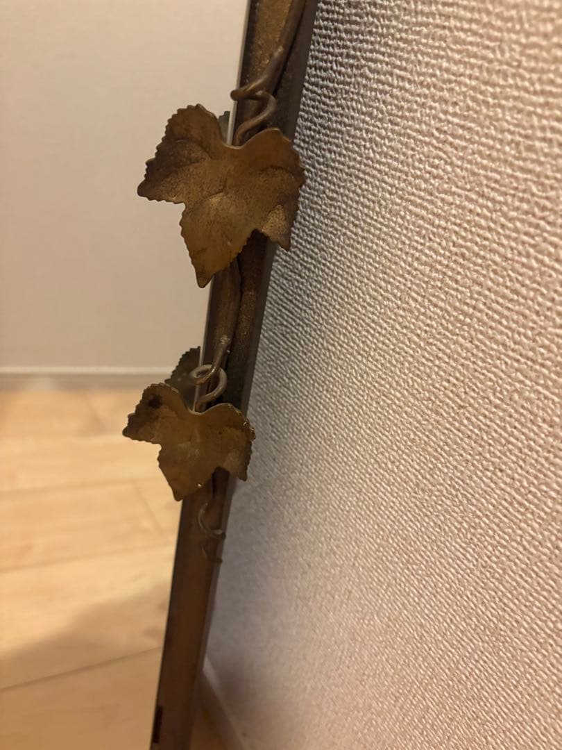 【ヴィンテージ】アーチ型 アイアンミラー 葡萄　リーフ装飾 鏡　アンティーク