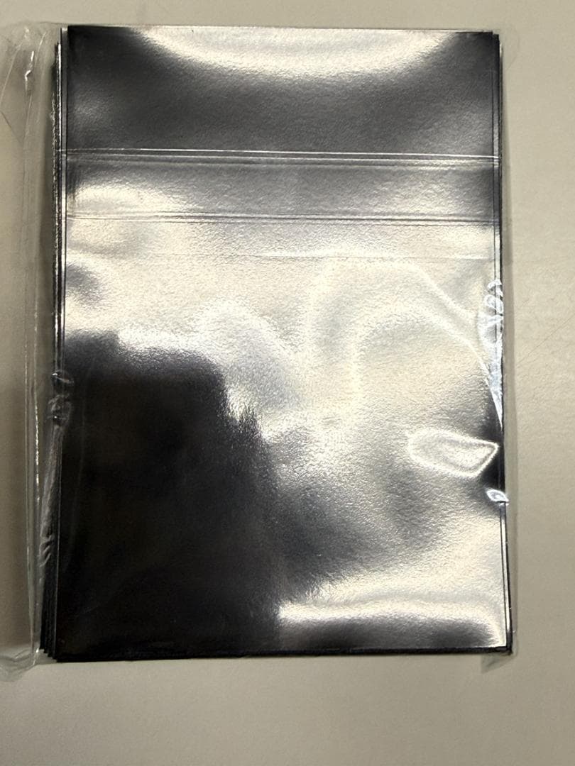 【海外限定】　憑依共鳴 スリーブ　70枚入り YOT 香港