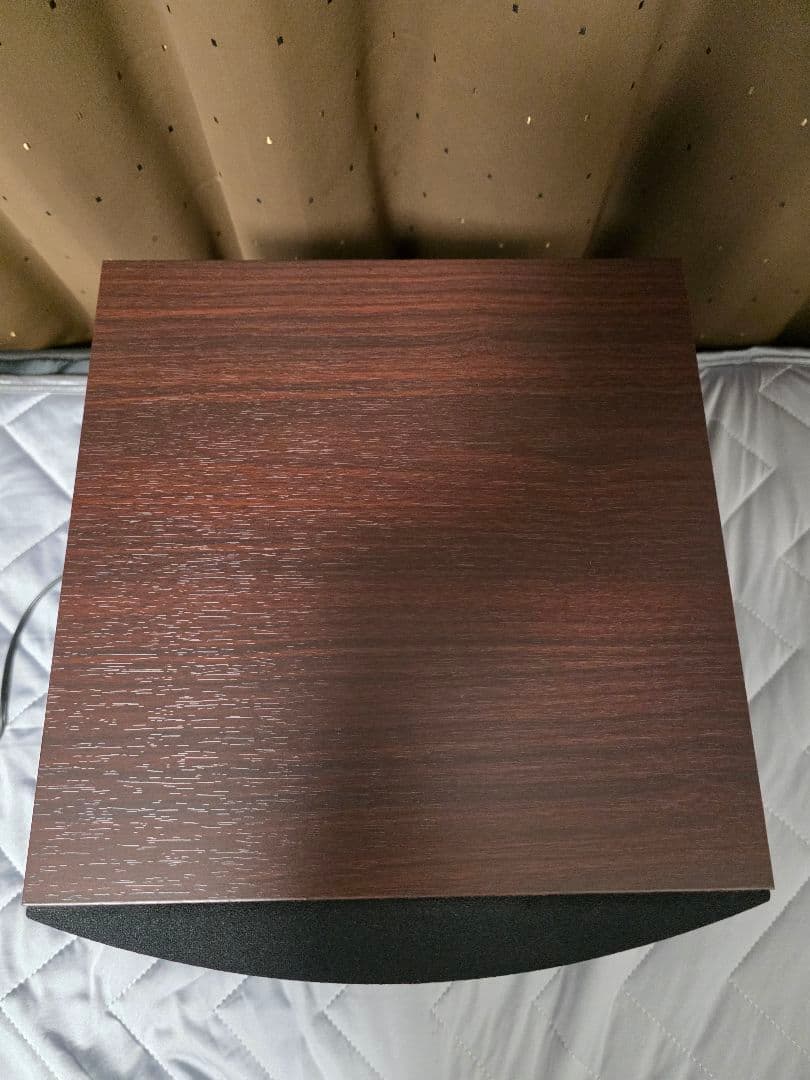 ヤマハ サブウーファー　ウォルナット　NS-SW050