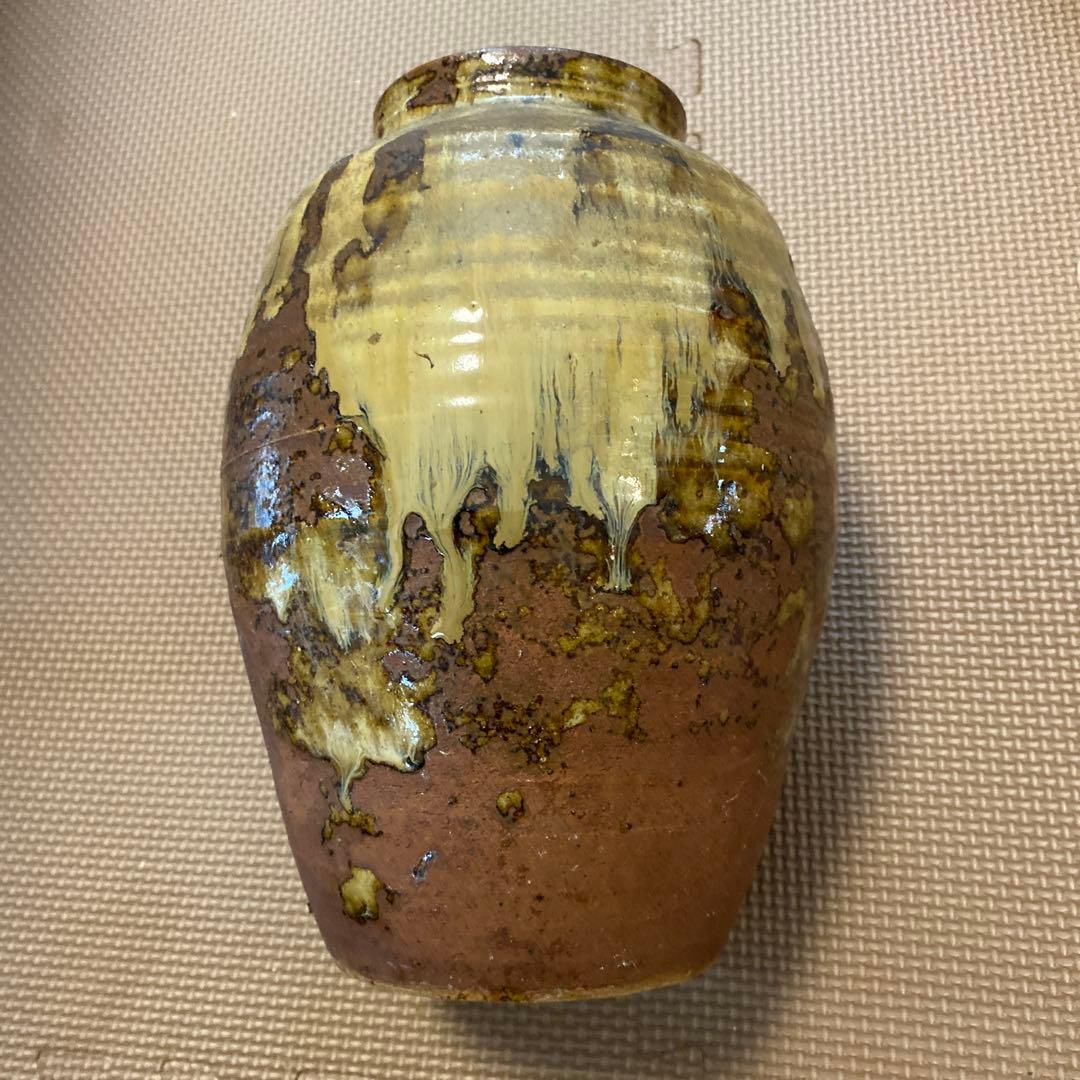 中古〈壺・花瓶・花器・置物〉 大型　焼物　茶　白