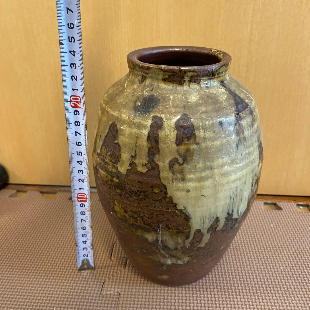 中古〈壺・花瓶・花器・置物〉 大型　焼物　茶　白