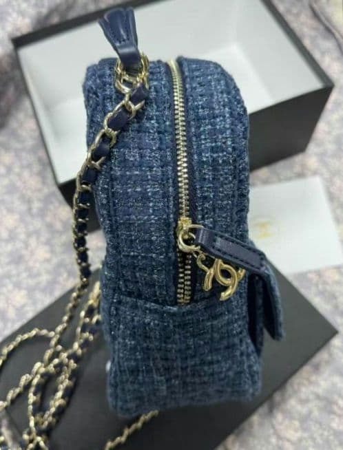 【未使用品】CHANEL ネイビー ツイード バックパック　今だけおまけ付