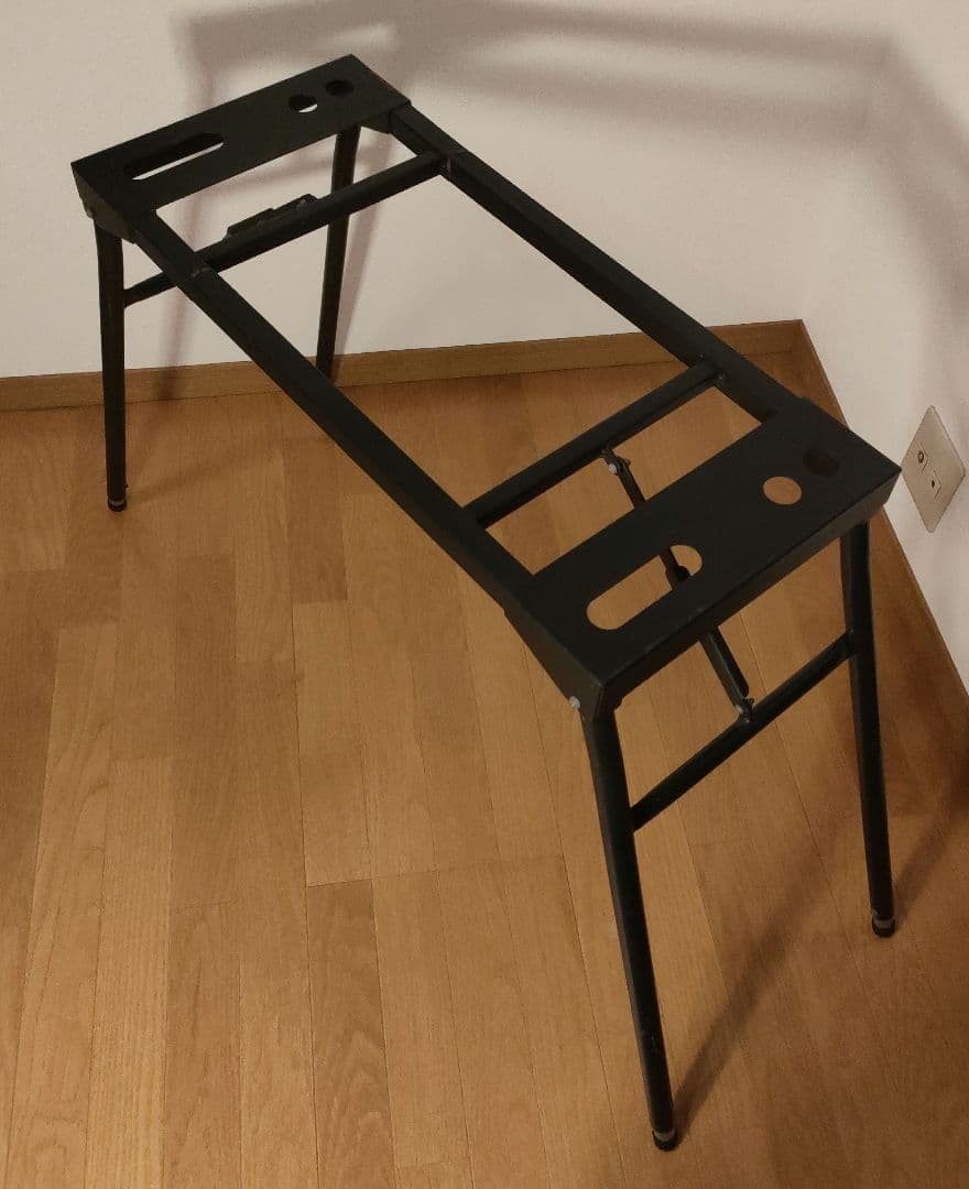 キーボードスタンド 折り畳み 幅高さ調整可能 置き台 黒金属