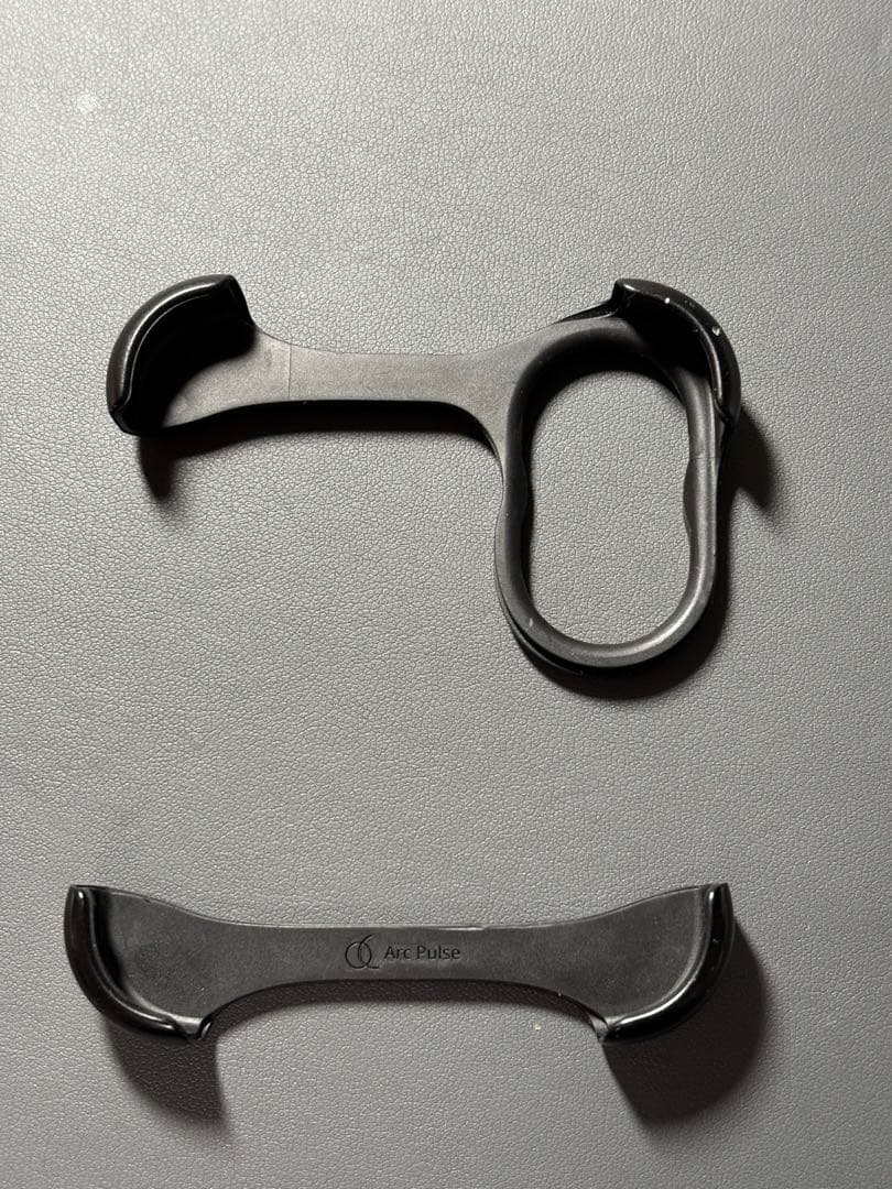 Arc Pulse アルミニウム マットブラック iPhone16用