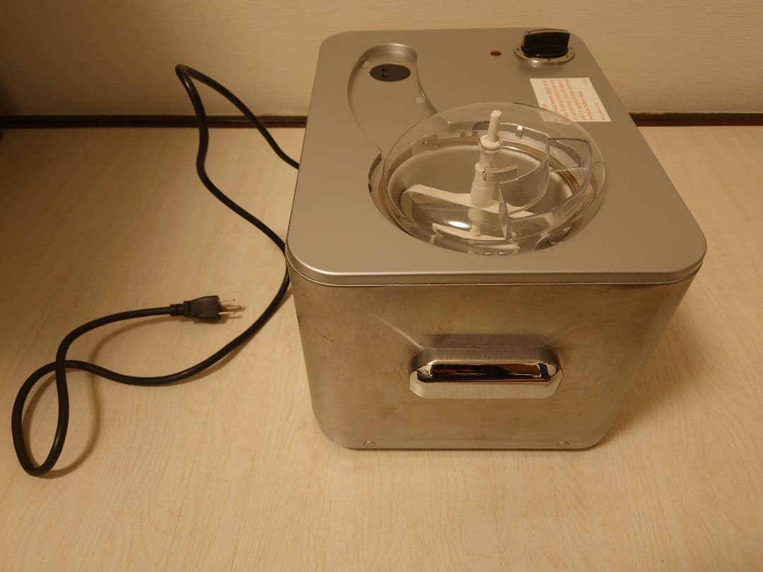 Cuisinart　コンプレッサー付　アイスクリームメーカー　ICE-50BC