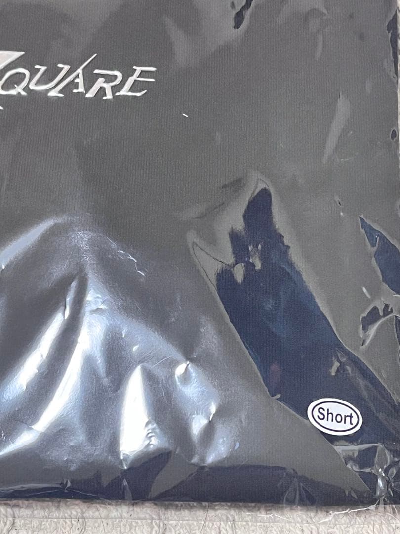 INI 3rd ARENA TOUR XQUARE Tシャツ SHORT