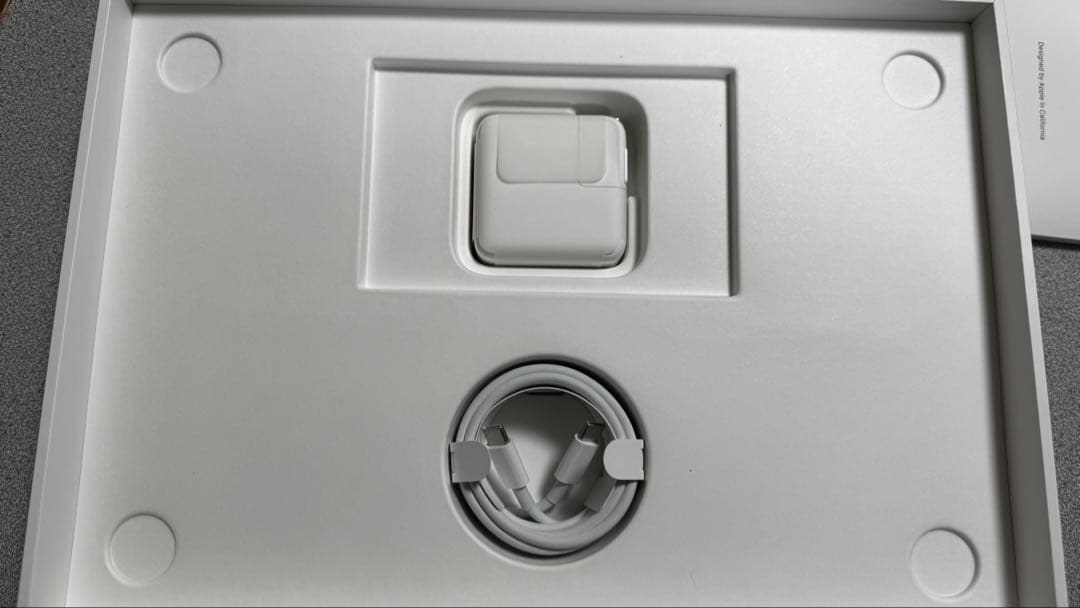 MacBook本体 Apple MacBook Air (M1, 2020) 16GB 512GB