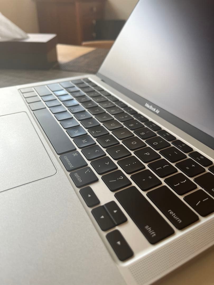 MacBook Air M1 13.3インチ 16GB/256GB シルバー