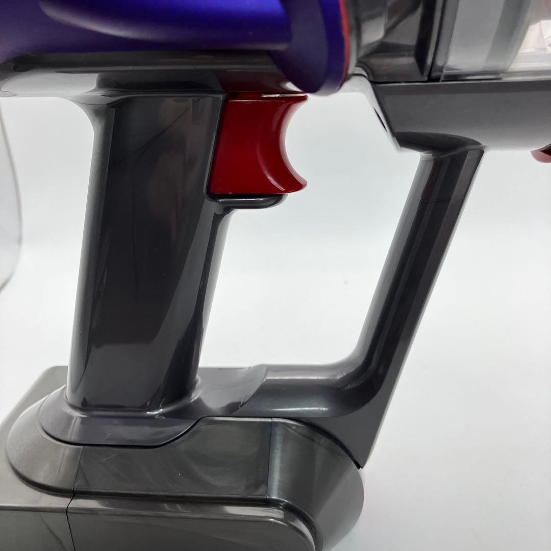 Dyson SV18 Detect Slim 本体　掃除機　コードレスクリーナー