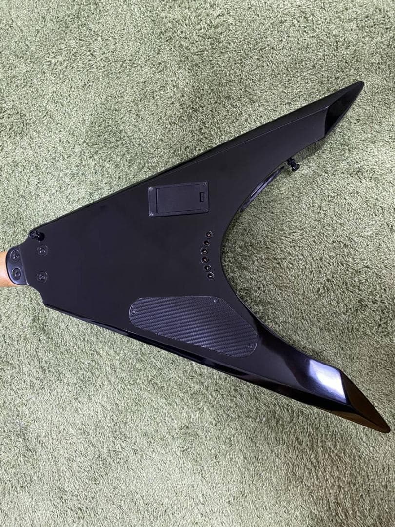 ◆美品 FERNANDES V-RATTLESNAKE EMG81&85 24F