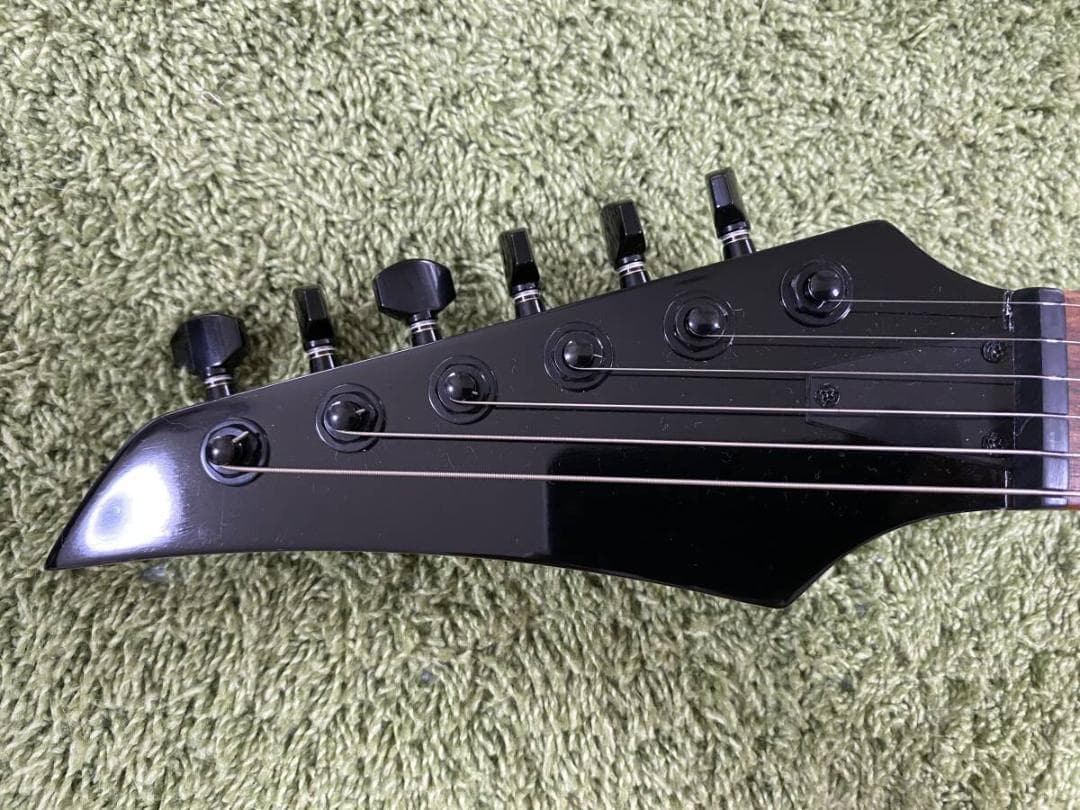 ◆美品 FERNANDES V-RATTLESNAKE EMG81&85 24F