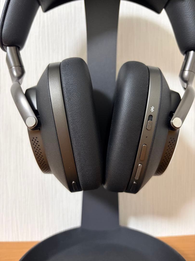 Bowers & Wilkins B&W Px8 ブラック