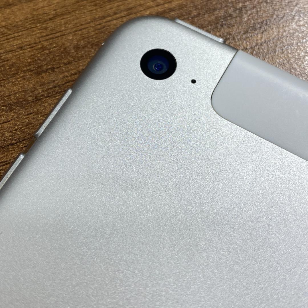 iPad mini 4 Wi-Fi + Cellular 32GB ホワイト